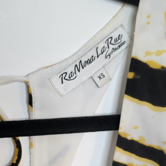 Ramona La Rue Wide Leg Sleeveless Silk Jumpsuit Tiger Print XS or S - Picture 4 of 9